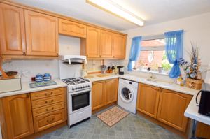 Kitchen- click for photo gallery